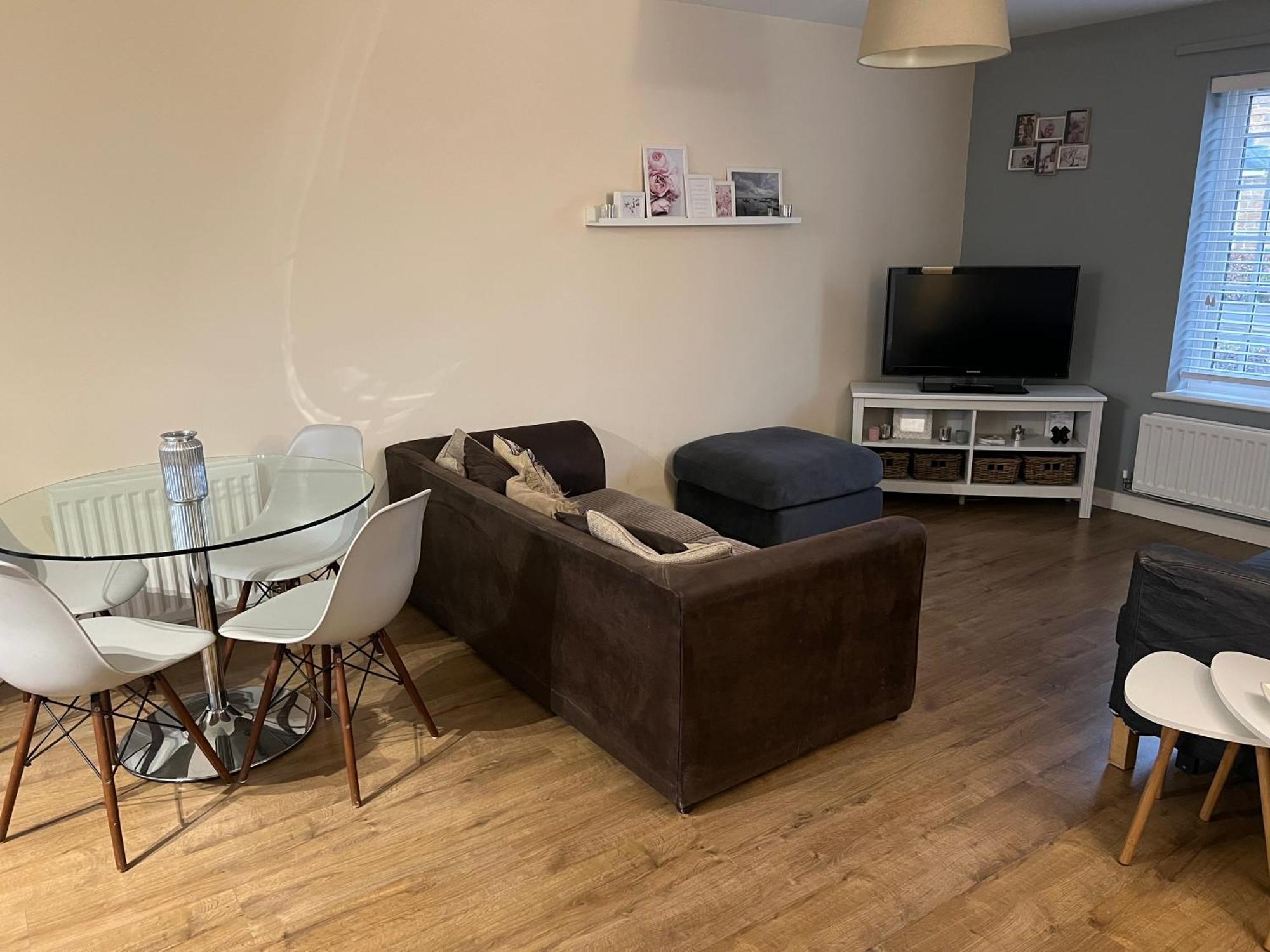 Home Away From Home: Cozy Two Bedroom Apartment Banbury Eksteriør billede